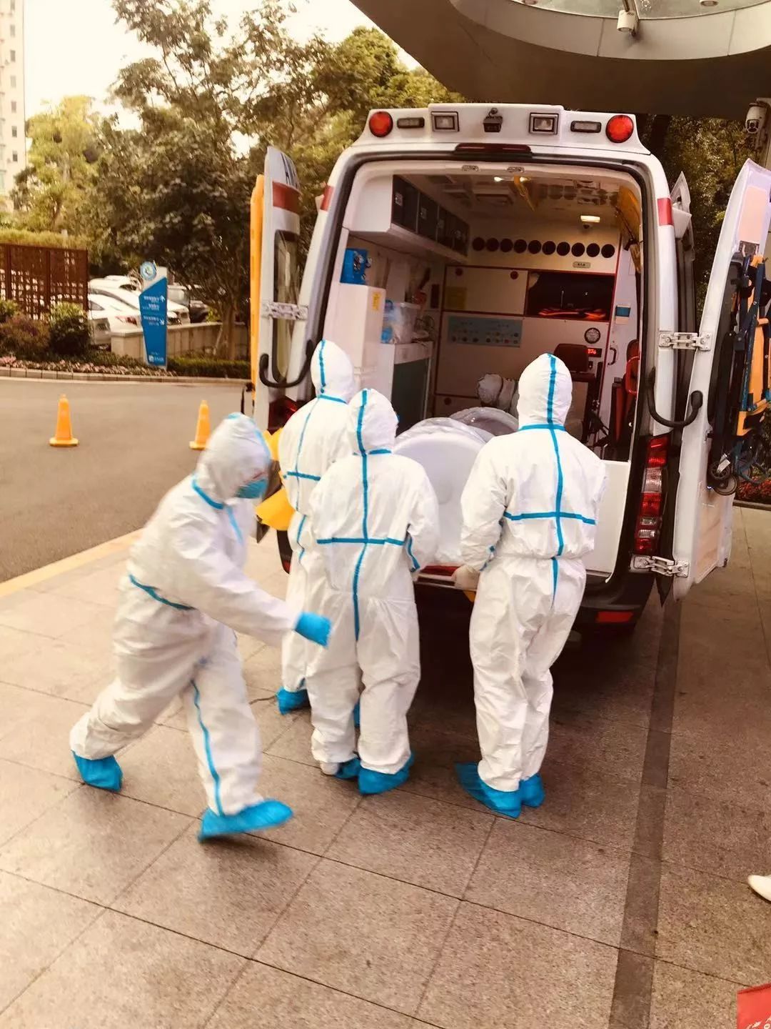 俄克拉荷马雷霆发布备战花絮，窗口期远射贴柱，欧超杯任务艰巨，医务组通报恢复的简单介绍