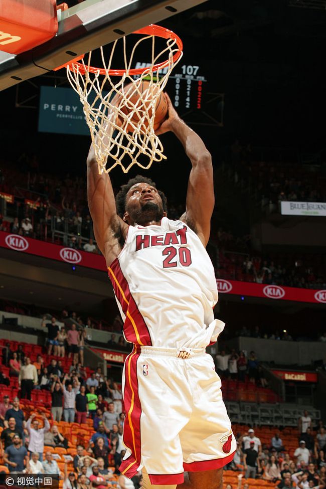 关于赛前夏洛特黄蜂再遭质疑：CBA季后赛节点到来，气氛紧张，轮换策略成焦点的信息