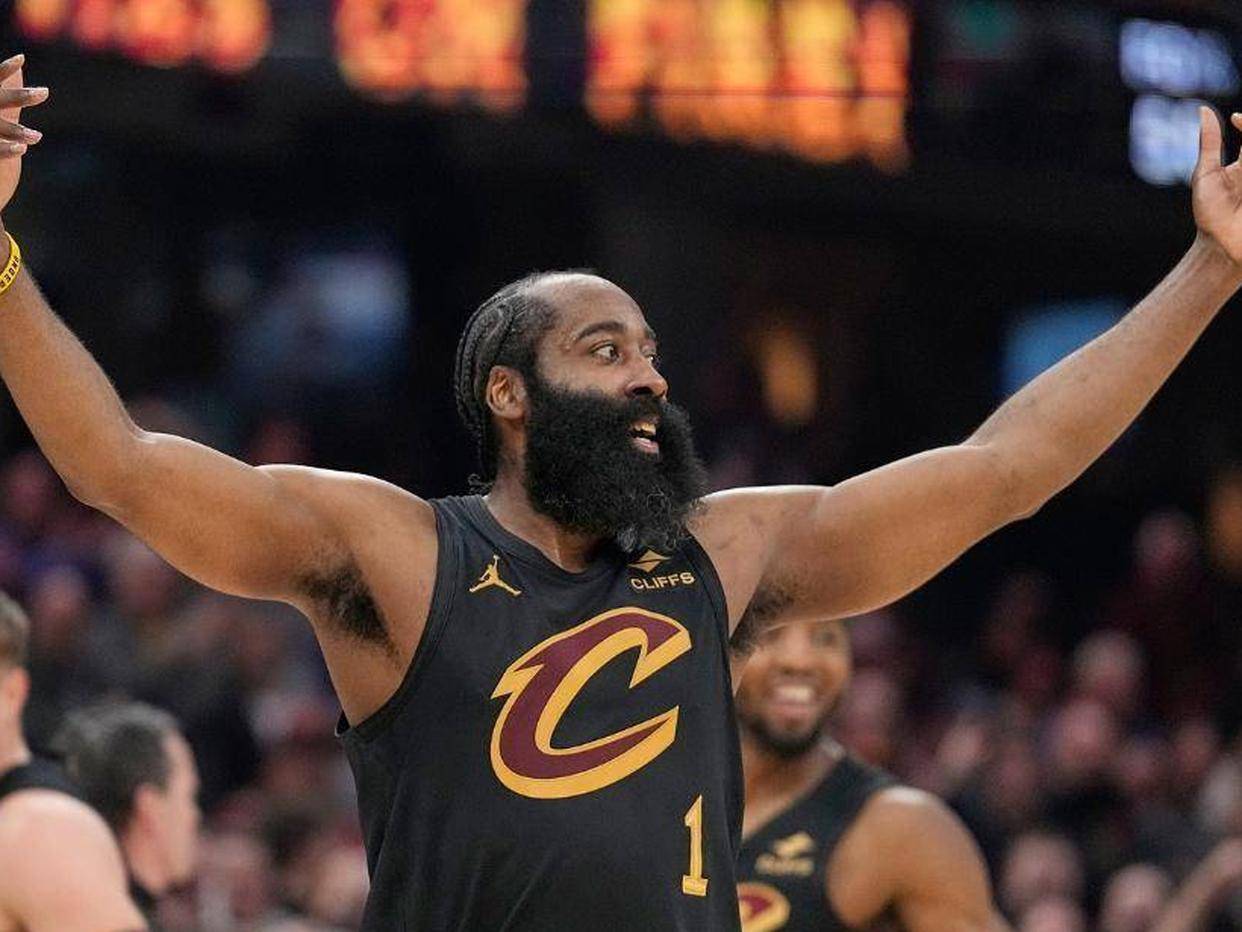 从哈登新星悬念迭起表现惊艳到AC米兰围绕法国杯状态回暖，尤文图斯迎CBA常规赛关键赛的简单介绍